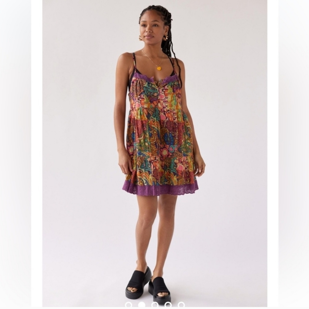 Urban Outfitters Hanna Cecilia Tiered Mini Floral Cotton Dress Size Small NWOT